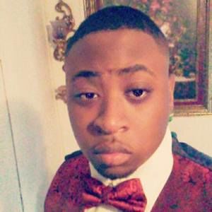 Meet your Posher, Dennis